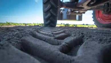 Nesreća u Ribarima: traktor se prevrnuo, jedna osoba stradala