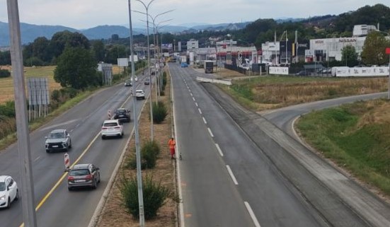 Kolona do Prijedorske petlje, a na gradilištu jedan radnik