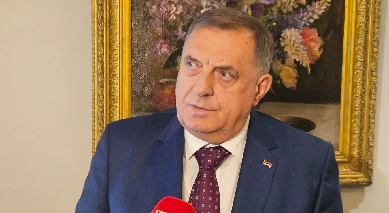 Dodik: Srbi neka ne prodaju imanja u Eparhiji bihaćko-petrovačkoj i rmanjskoj