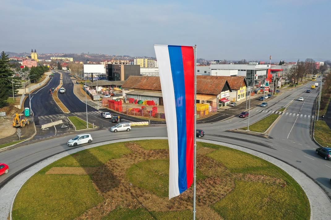 Zastoji u Banjaluci: udes kod Lesnine usporio saobraćaj ka Budžaku