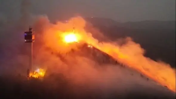 Veliki požar na Trebeviću izmakao kontroli, radnik spašen sa vrha planine