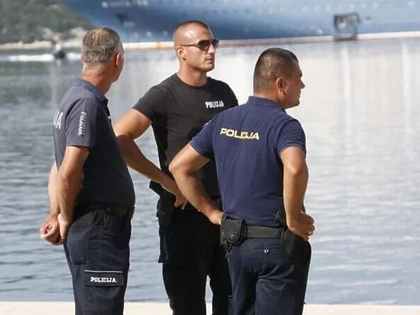 Policajac u Neumu pozitivan na kokain