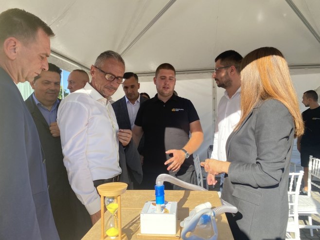 U Ugljeviku otvoren sajam šljive, rakija i meda