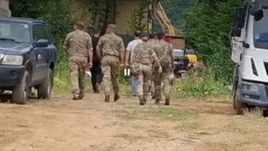 Strah u Zubinom Potoku: Kurti najavljuje rušenje novih objekata