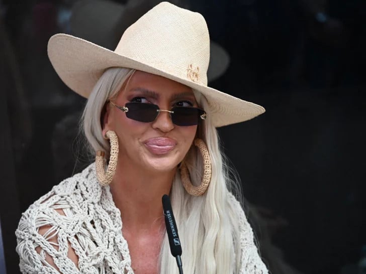Jelena Karleuša priprema rođendansko slavlje iz bajke za Atinu i Niku
