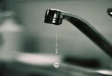 Traju problemi sa vodosnabdijevanjem u Ulici 1.300 kaplara, iz Vodovoda stiglo objašnjenje