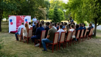 Šestoj generaciji Škole mladih lidera SNSD-a uručene diplome