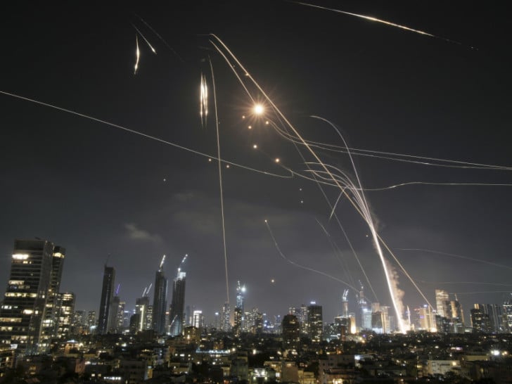 Iranske balističke rakete ka američkim snagama u Zalivu