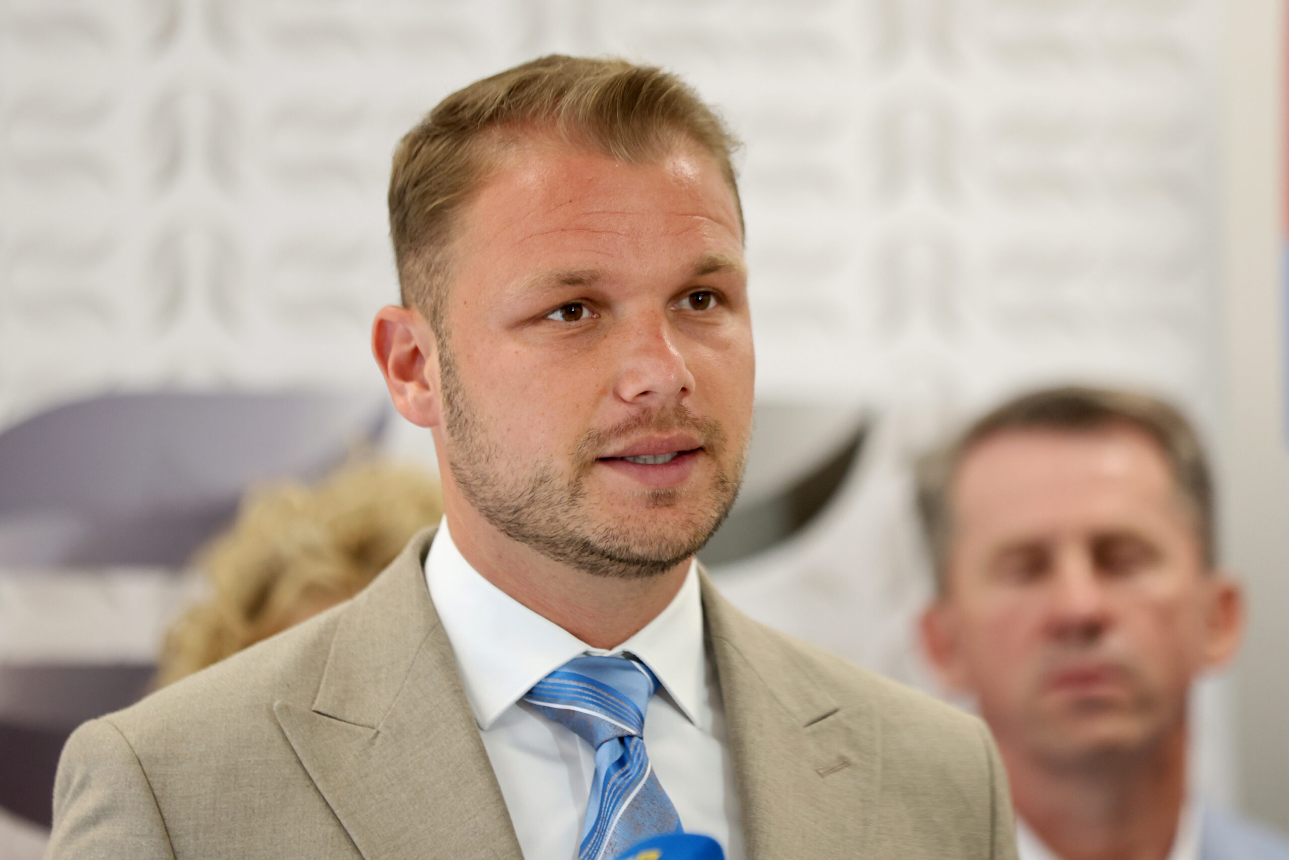 Kupovina posteljine za bebe: Stanivuković preuzeo kompletan trošak