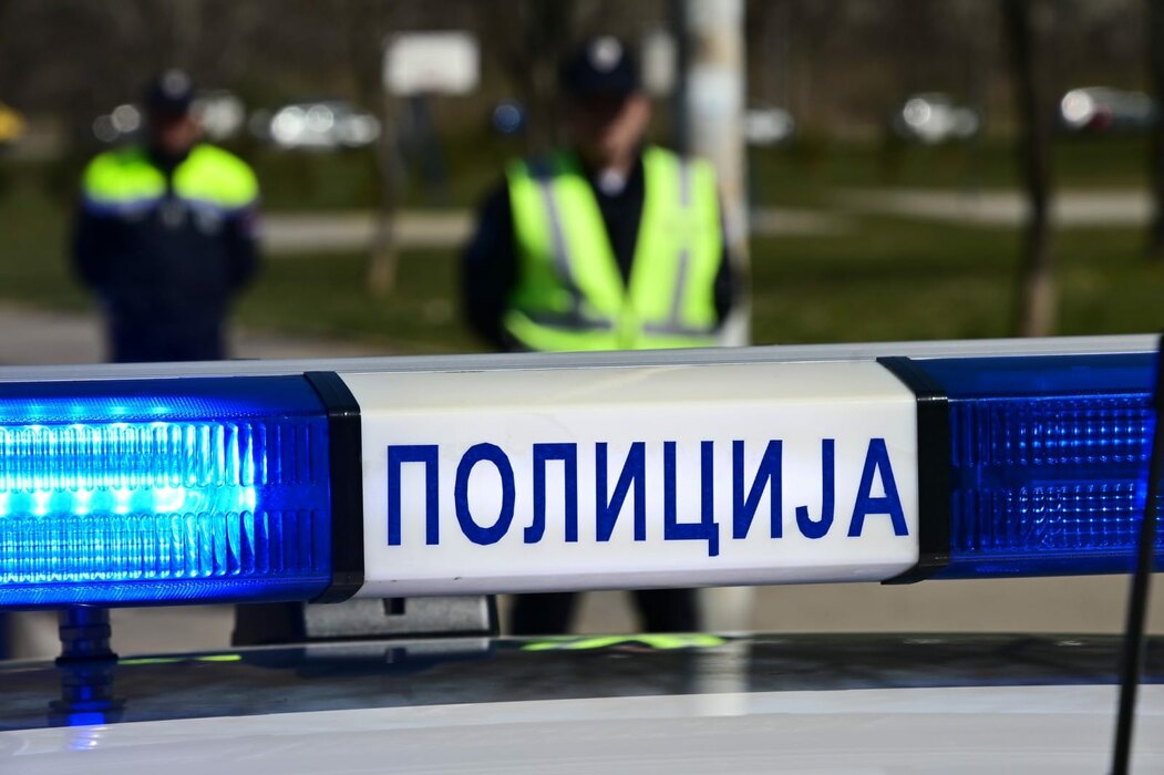 Automobil udario majku sa dvoje djece u Kraljevu