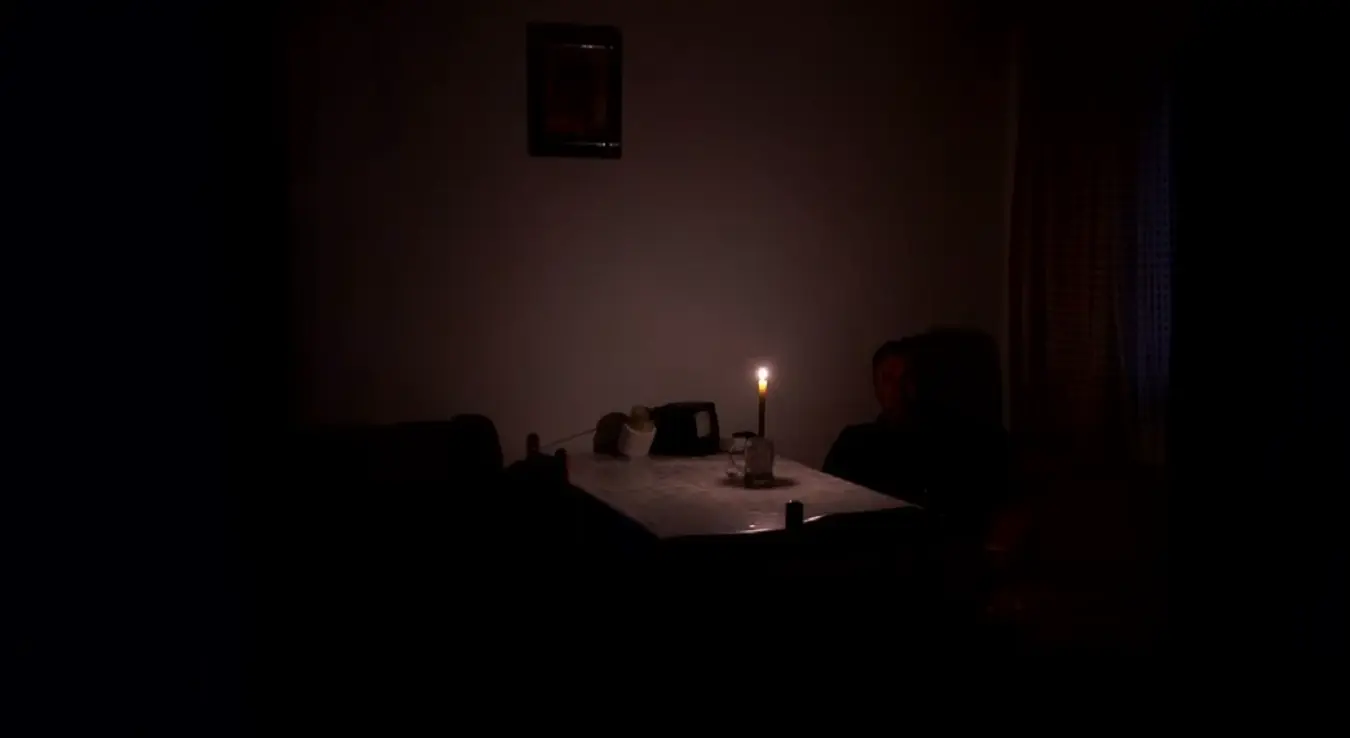 Očijevo i dalje bez struje: tri decenije uz svijeće i lampe