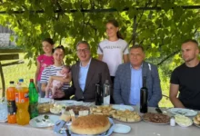 Počeli radovi na asfaltiranju puta do kuće porodice Ilić u Šipovu