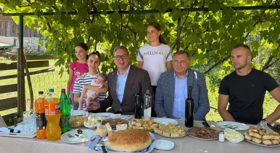 Počeli radovi na asfaltiranju puta do kuće porodice Ilić u Šipovu