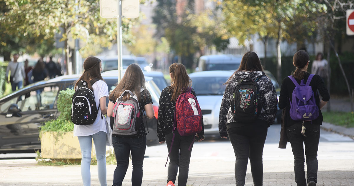Banjalučki osnovci dobijaju 13.230 paketa školskog pribora