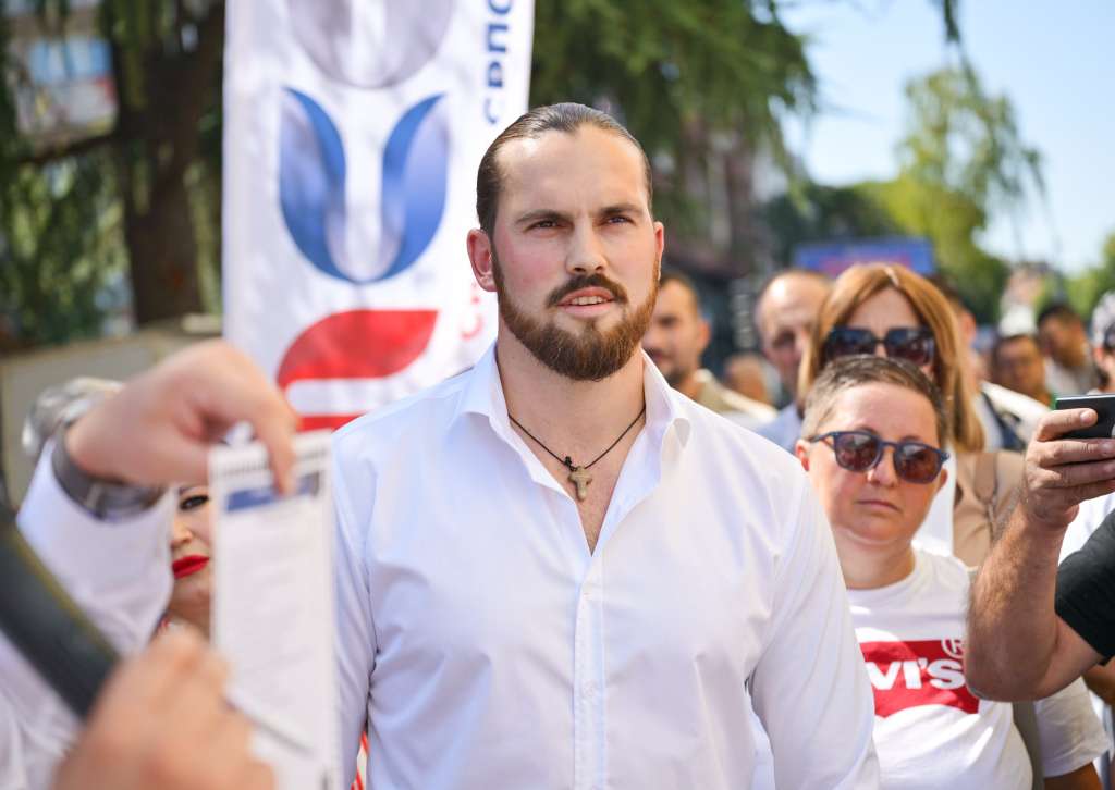 Promjena sistema donosi društvo u kom niko ne traži vezu