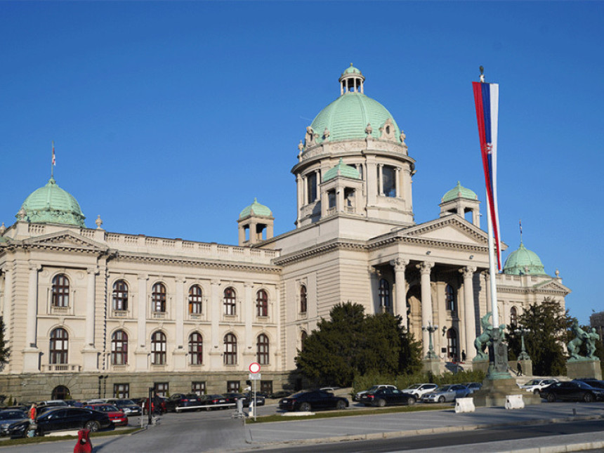 Srbija: vanredni parlamentarni izbori 25. oktobra