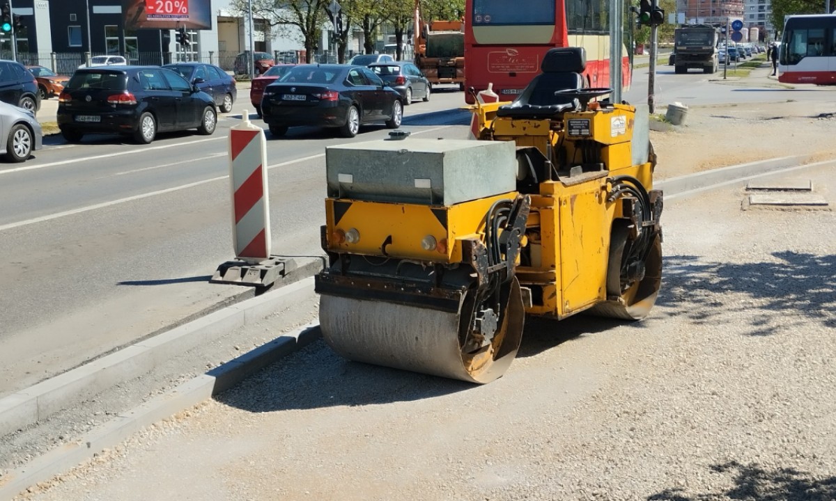 Nezavršena kružna raskrsnica kod Audi servisa zadaje muke vozačima: Kolone i nervoza u banjalučkom naselju Borik