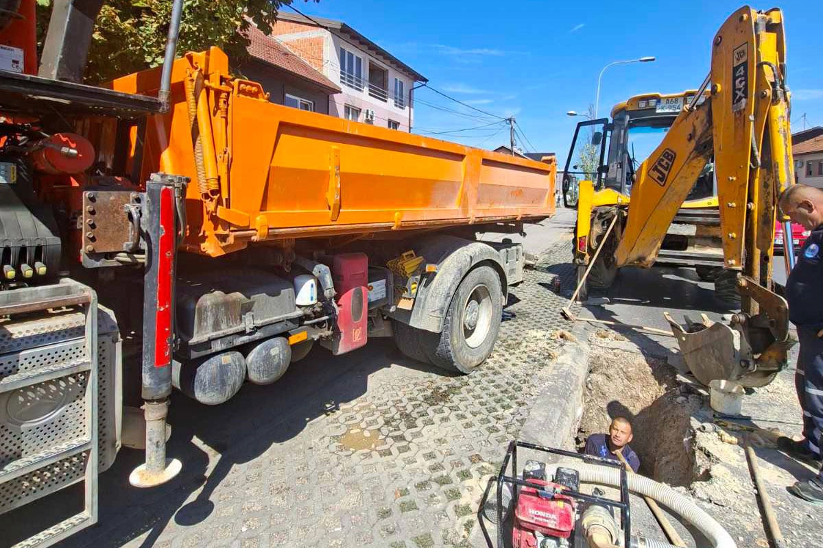 Veliki kvar na cjevovodu u Banjaluci ostavio više naselja bez vode