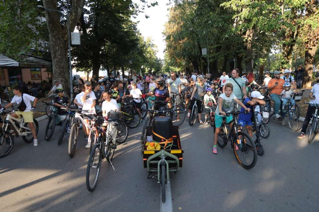 Tradicionalna biciklijada u Banjaluci u znaku održivog kretanja
