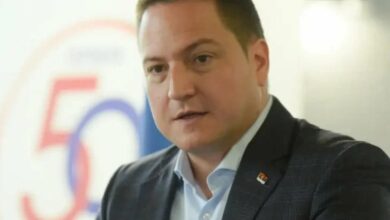Ružić napustio Skupštinu Srbije