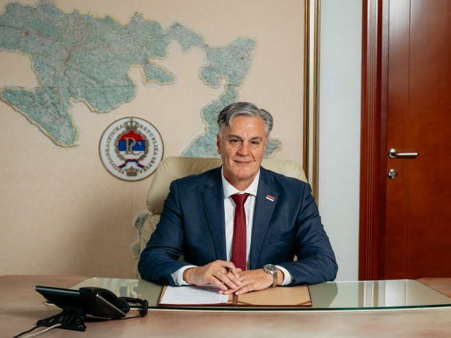 Karan čestitao početak nove školske godine