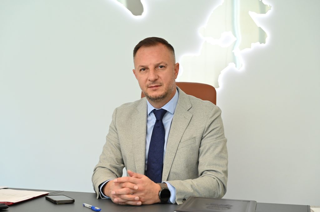 Ćorić uputio poziv na debatu profesoru Blanuši