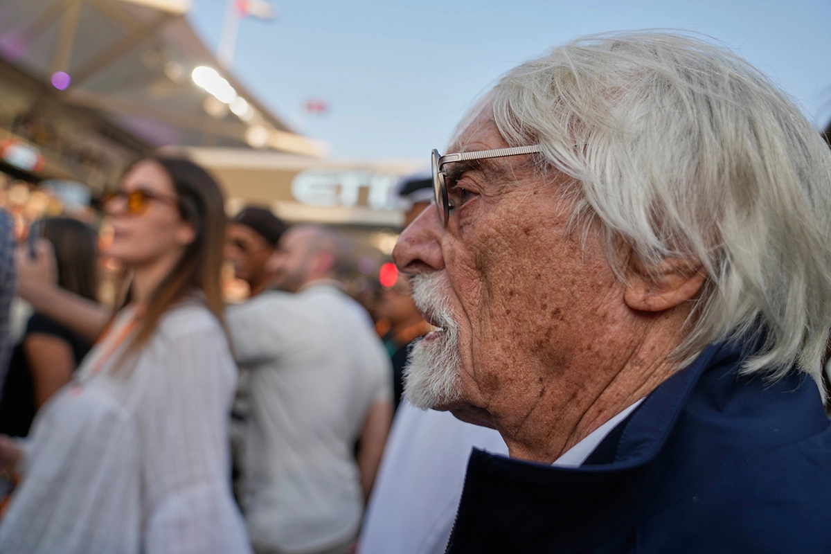 Berni Eklston priveden u Portugaliji: Kod bivšeg čelnika Formule 1 na aerodromu pronađena puška