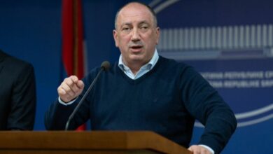 Igor Crnadak tvrdi da aktivisti dijele novac i namirnice u Banjaluci