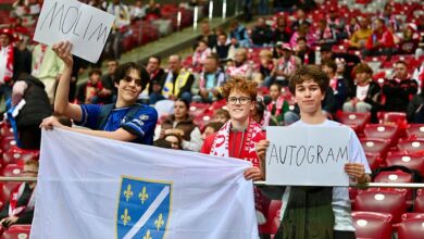 Navijači BiH u Varšavi bodre reprezentaciju uprkos zabrani