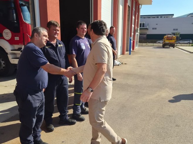 Donacija protivpožarne opreme za vatrogasce u Trebinju