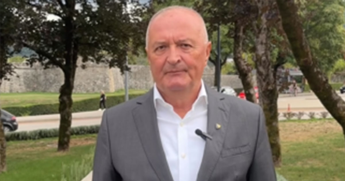 Zukan Helez u Banjaluci poslao političke poruke i najavio donaciju
