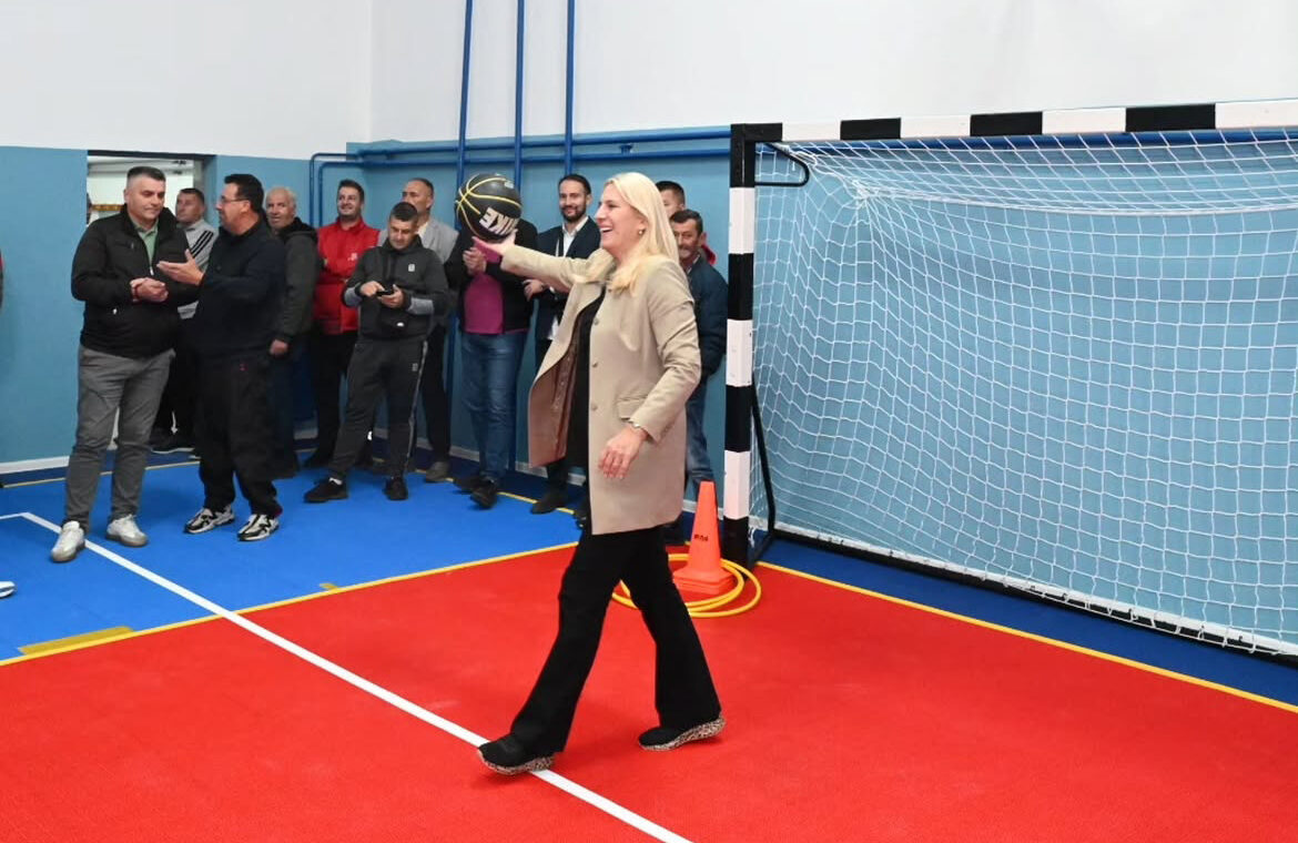 Sportska sala u Borkovićima u novom ruhu: Cvijanovićeva naglasila značaj zajedništva i rada