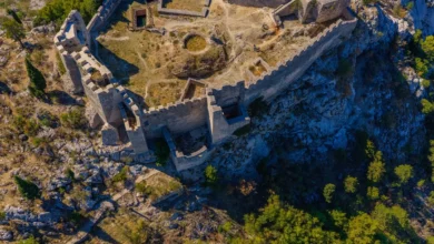 Stara tvrđava u Blagaju u jesenjem ruhu: Veličanstveni prizori istorijskog zdanja iznad Bune