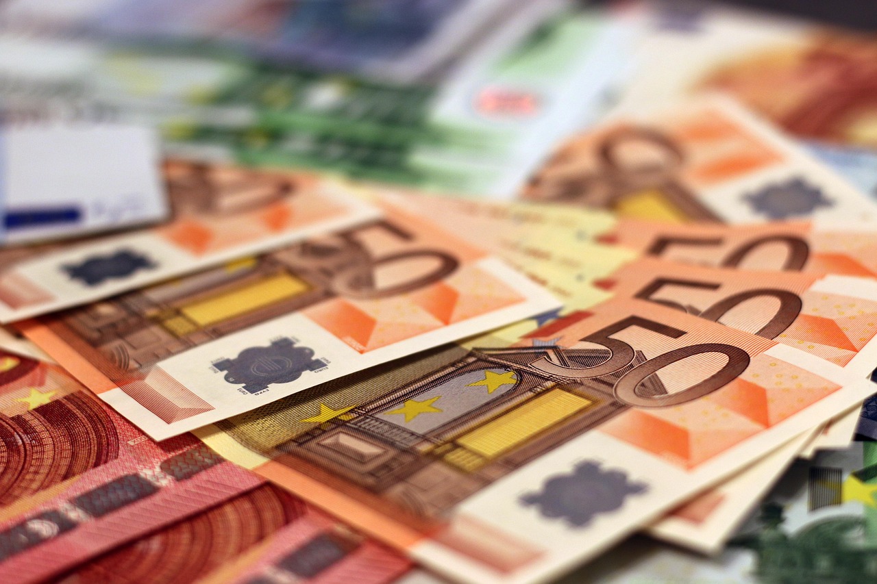 Zbog prijetnje smrću radniku u Umagu privedena dva muškarca