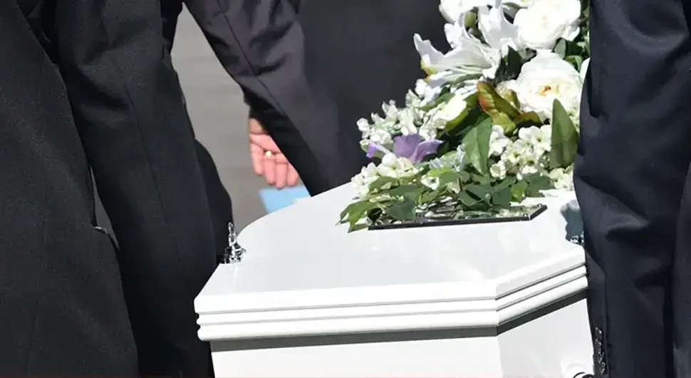Nesvakidašnji posao: Kako izgleda šminkanje pokojnika i šta sve porodice traže