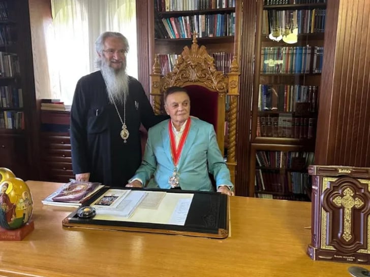 Akademik Milovan Bojić primio Orden svetih kragujevačkih novomučenika