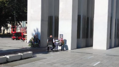 Knjiga žalosti u Banjaluci: Borci se opraštaju od generala Mladića