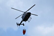 Požar kod Teslića: Helikopter MUP-a RS sprečava širenje vatre
