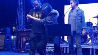 Goran Bare prekinuo nastup u Makarskoj tokom izvođenja prve numere