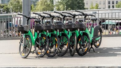 Rekordna zapljena električnih bicikala na ulicama Londona zbog blokiranja prolaza