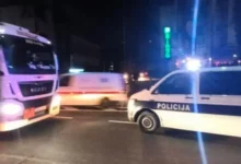 Požar na Marijin Dvoru uništio dva automobila u Sarajevu