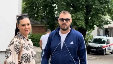 Fotografija Slobe Vasića u mantiji uzburkala javnost: Supruga Jelena otkrila istinu