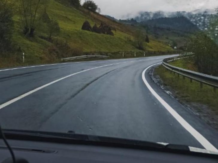Mokri kolovozi i odroni otežavaju kretanje na putevima u Srpskoj