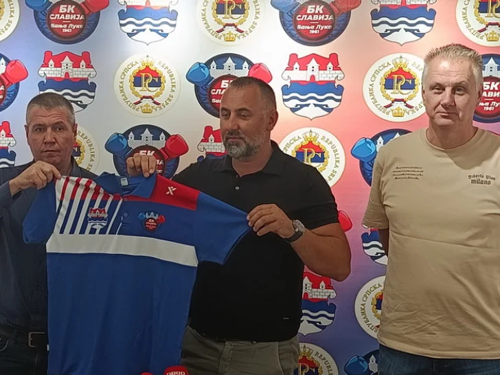 Vadim Novoženjin na čelu Bokserskog kluba Slavija