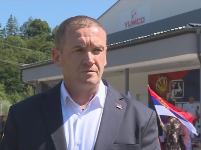 Goran Broćeta poručio iz Drvara: Samo snažna partija može odgovoriti na pritiske
