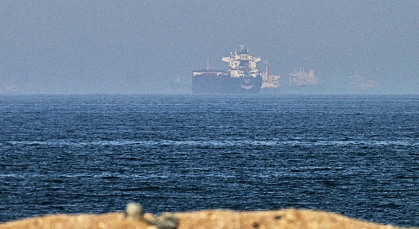 Tri projektila pogodila tanker kod Omana