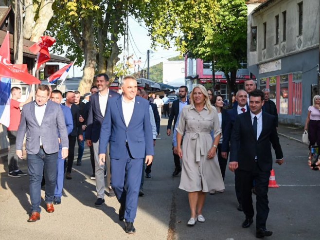 Željka Cvijanović u Kostajnici poručila da narod vjeruje u Republiku Srpsku