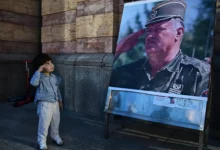 Borci iz Srpske i građani kreću na sahranu generala Ratka Mladića
