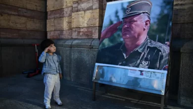 Borci iz Srpske i građani kreću na sahranu generala Ratka Mladića