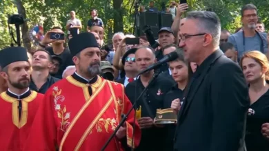 Emotivan govor Darka Mladića nad očevom grobnicom: Uvijek si bio borac koji je branio svoj narod
